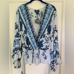 Floral V-Neck Top Size 1X